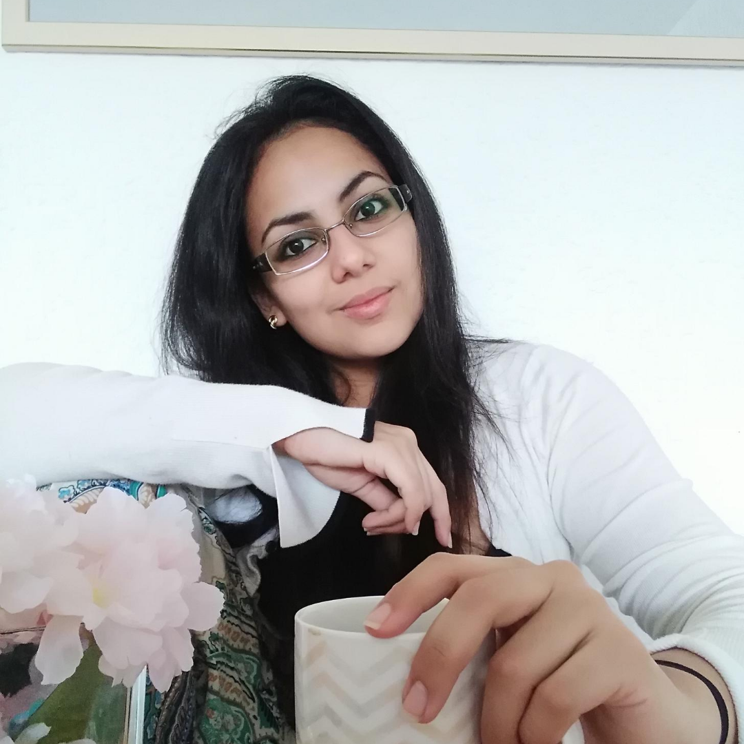 Isabel Torres B.- Habla con Isa | CEO